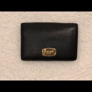 Mic Michael Kors black pebble snap wallet